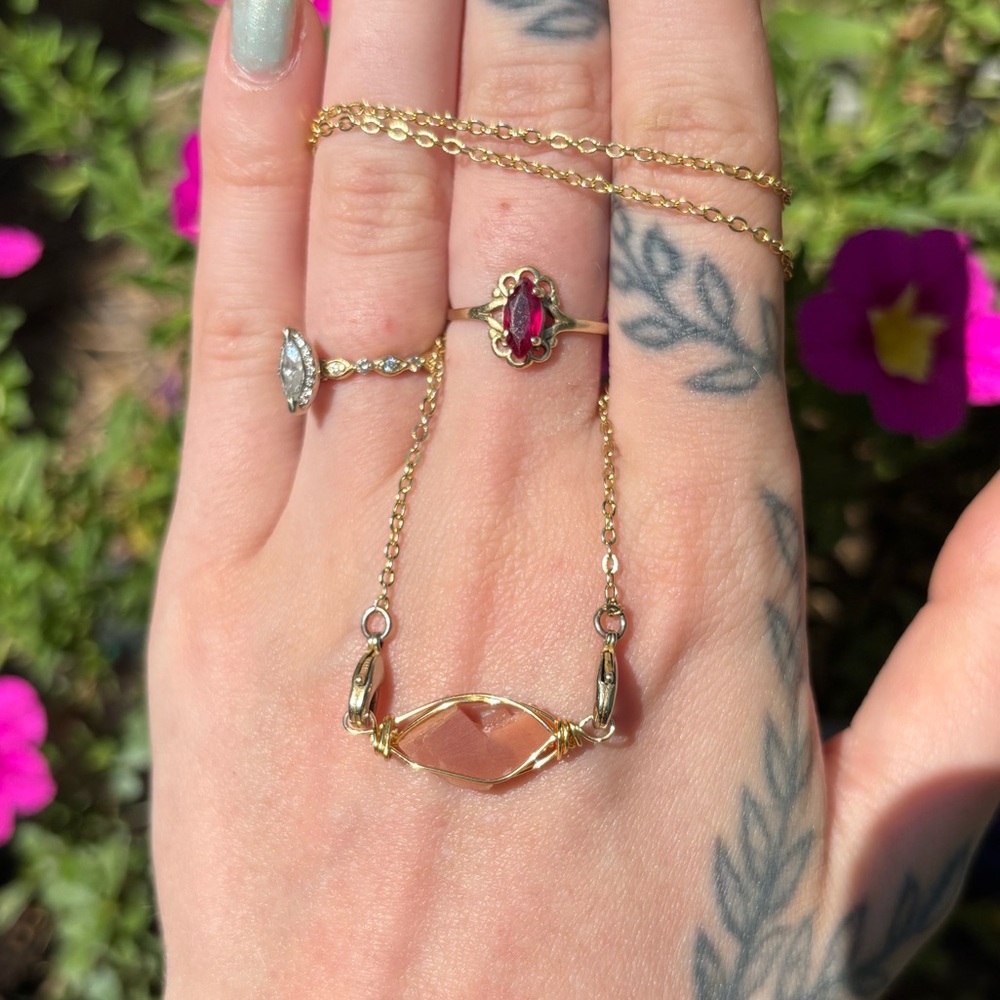 Peach moonstone mini interchangable necklace - Picture 1 of 3